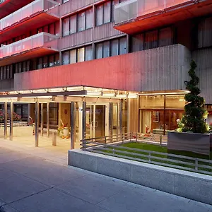 By Marriott Westmount Hotel Montreal