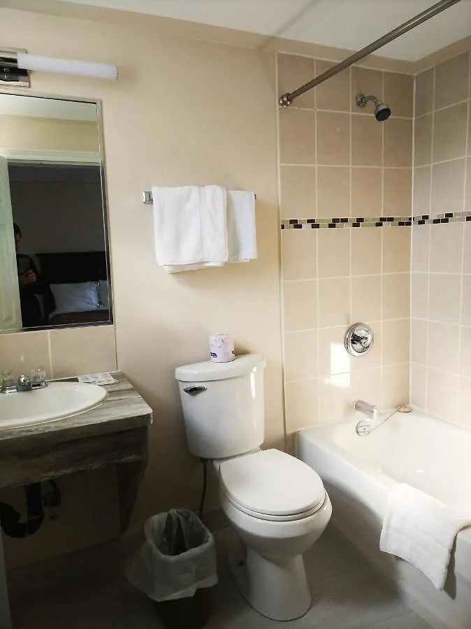 Joys Inn Niagara Falls