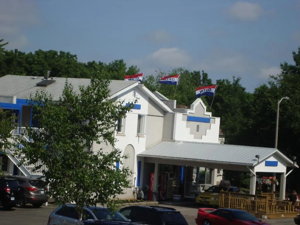 Joys Inn Niagara Falls 2*,  Canada