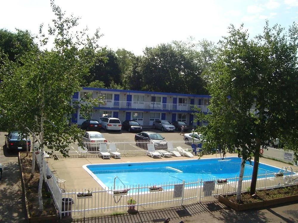 Joys Inn Niagara Falls 2*,