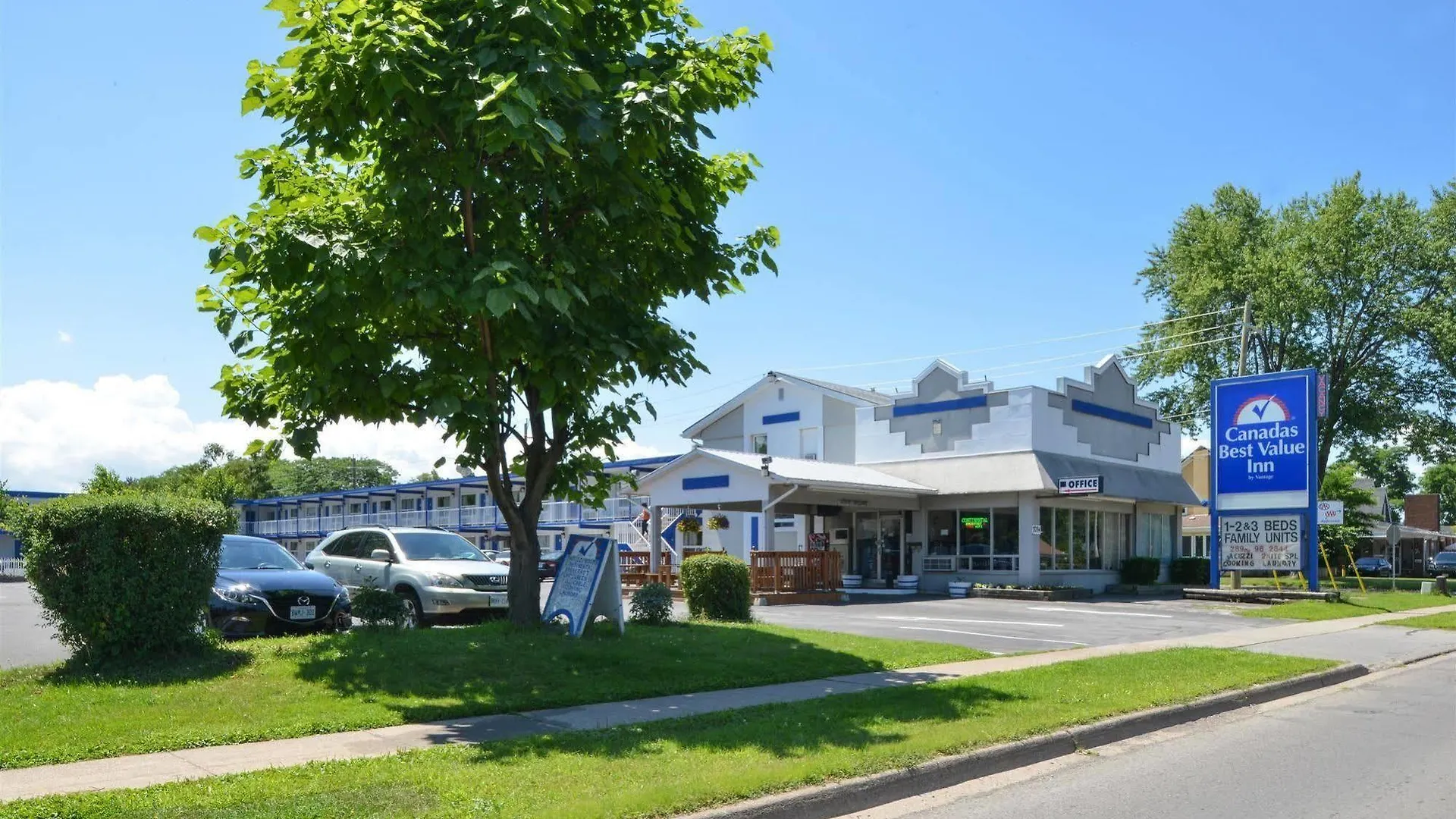 Joys Inn Niagara Falls 2*,